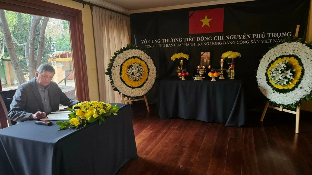 Tình cảm của Đảng cộng sản Chile Tình cảm của Đảng cộng sản Chile