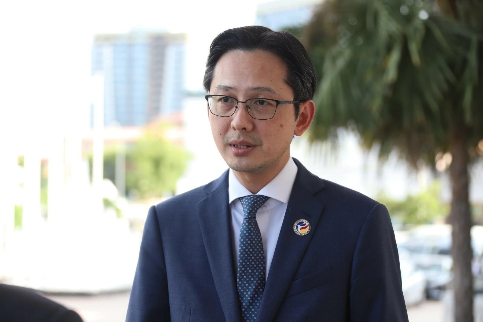 Một ASEAN tự cường, kết nối và vươn tầm rộng lớn Một ASEAN tự cường, kết nối và vươn tầm rộng lớn