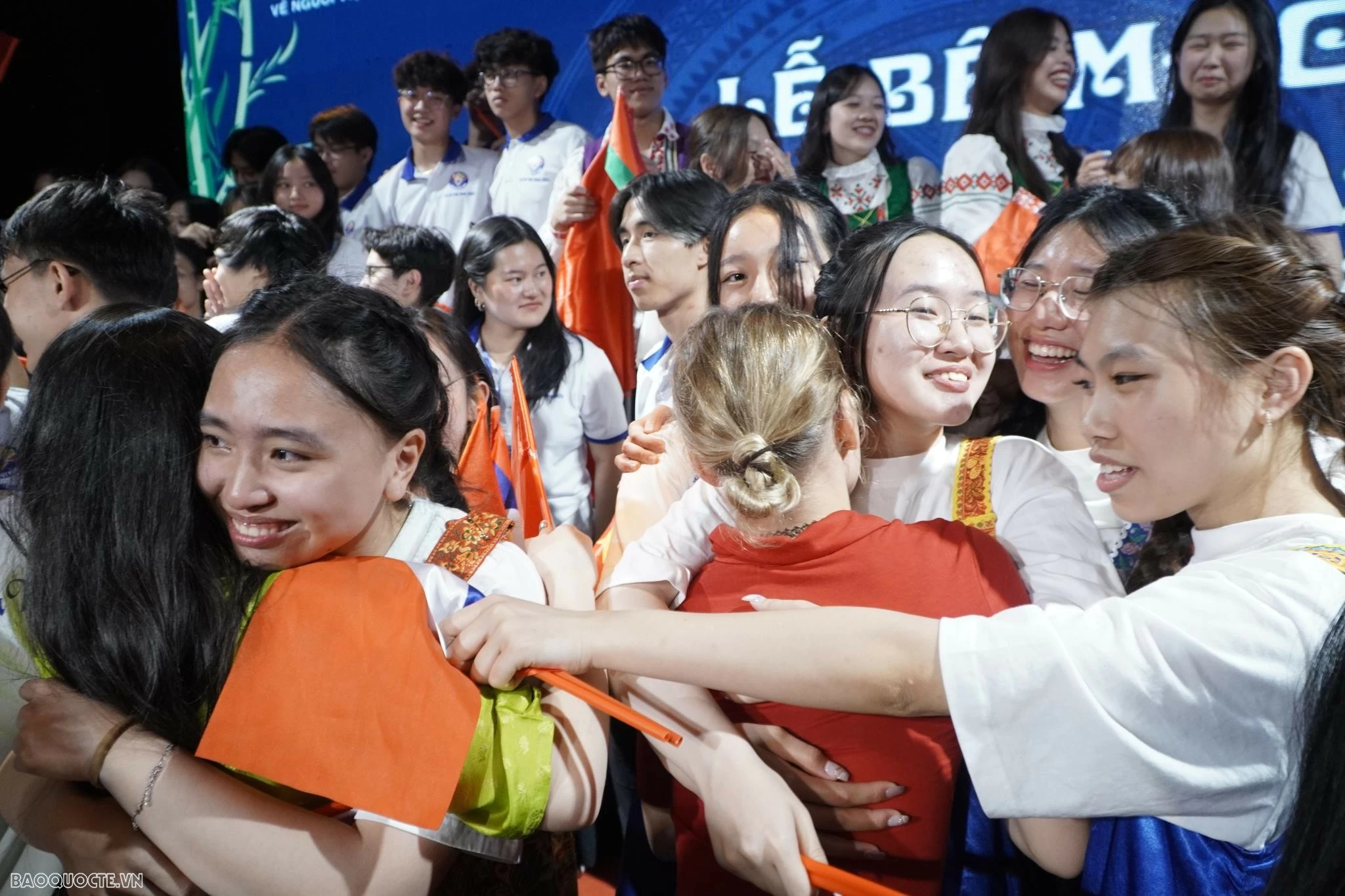 Trại hè Việt Nam 2024: Chuyến đi đầy tự hào và cảm xúc Trại hè Việt Nam 2024: Chuyến đi đầy tự hào và cảm xúc