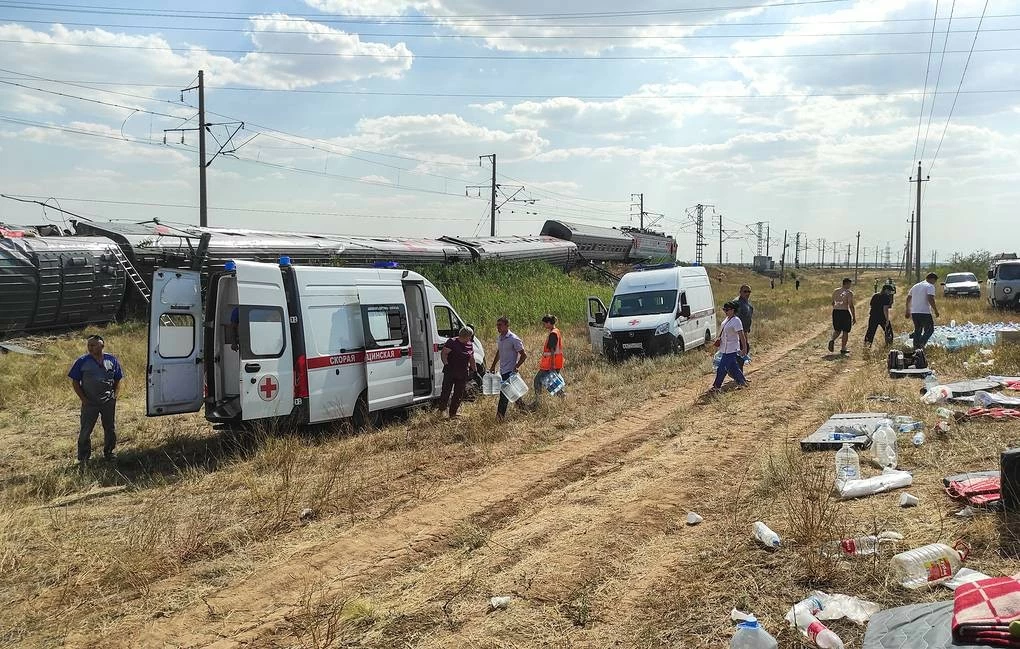 Tai nạn tàu hỏa thảm khốc ở Nga: Hơn 100 người bị thương, Moscow điều tra hình sự Tai nạn tàu hỏa thảm khốc ở Nga: Hơn 100 người bị thương, Moscow điều tra hình sự