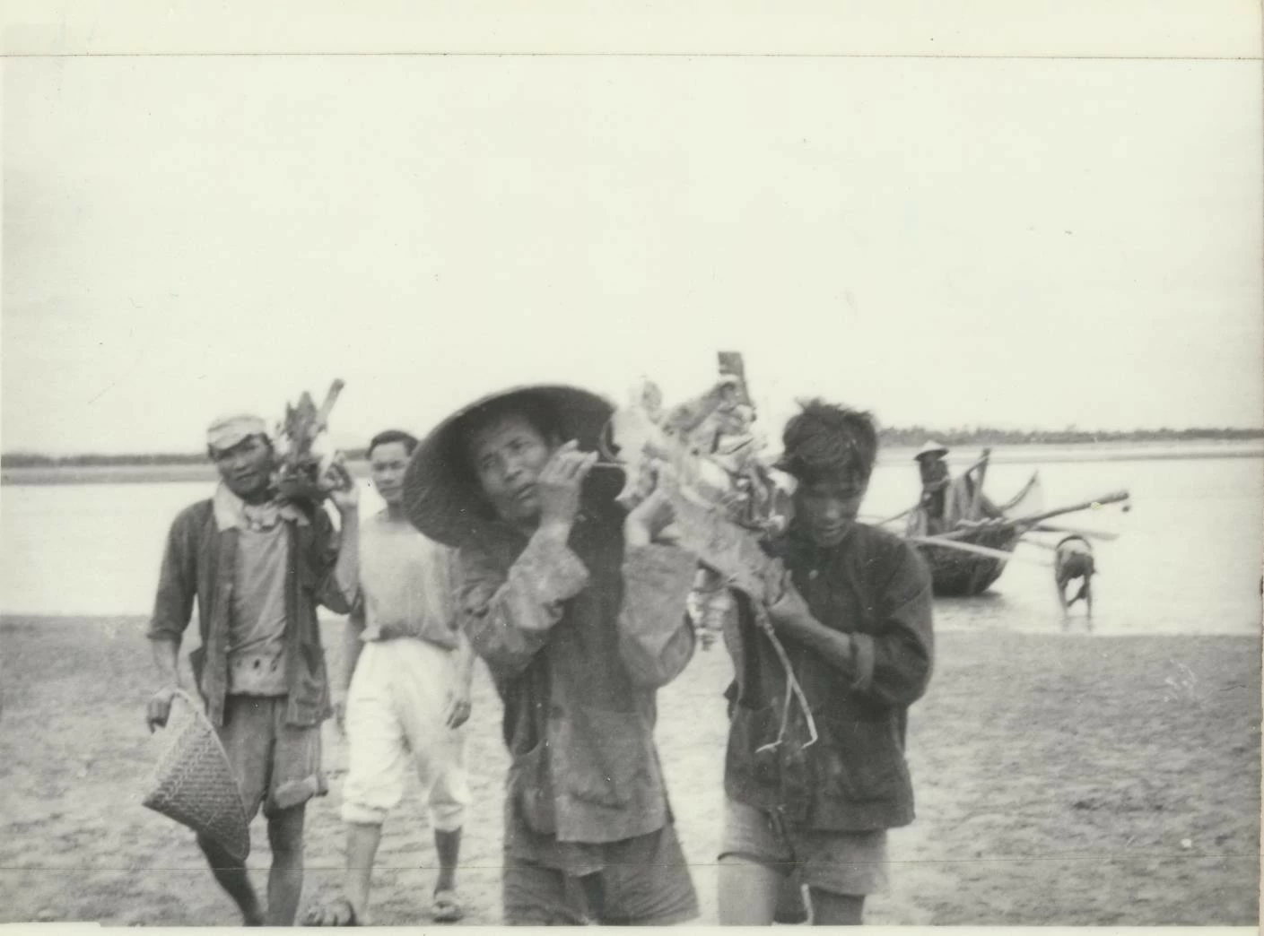 Bản hùng ca oanh liệt của Hải quân nhân dân Việt Nam và quân dân miền Bắc Bản hùng ca oanh liệt của Hải quân nhân dân Việt Nam và quân dân miền Bắc