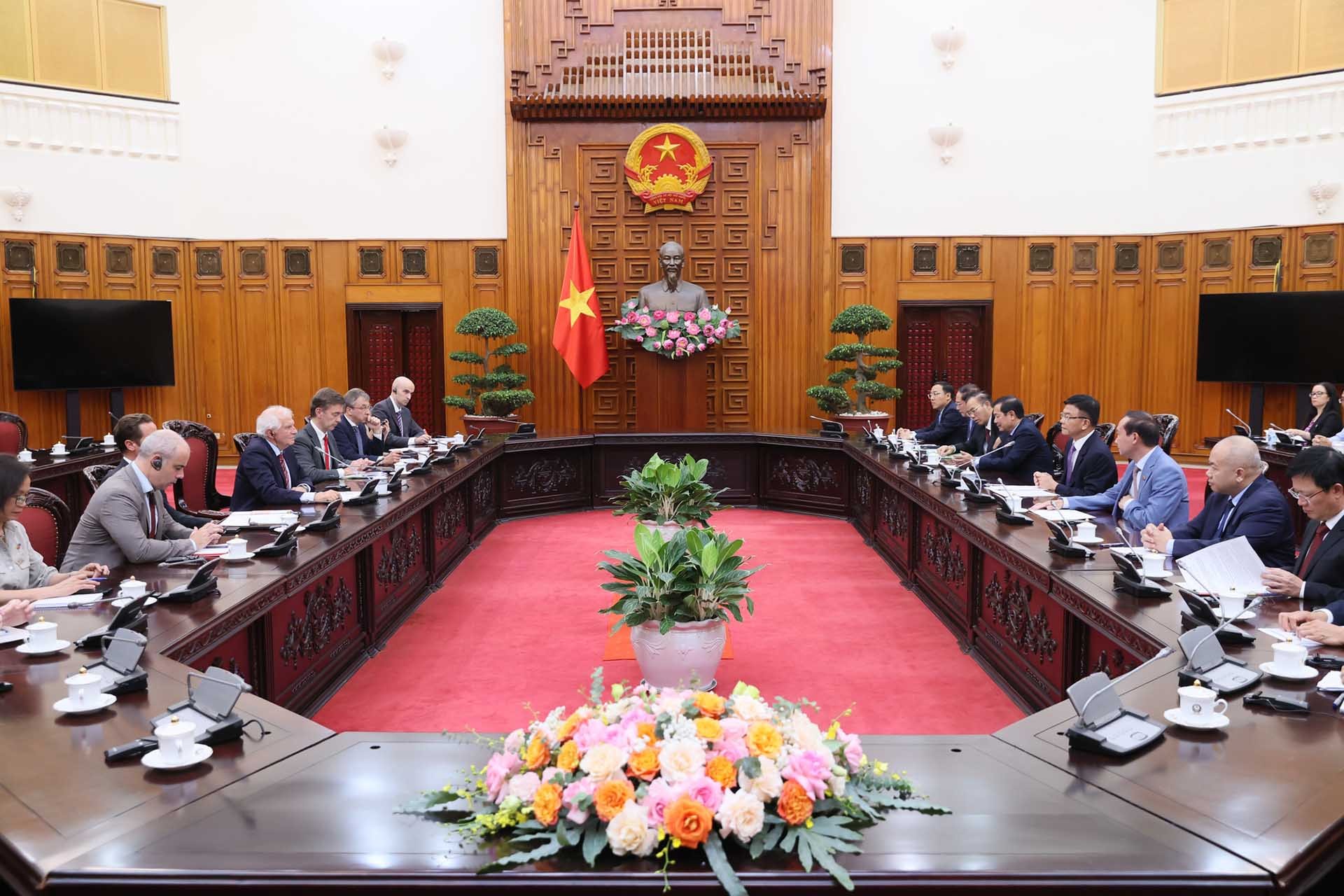 eu coi viet nam la doi tac uu tien va quan trong o khu vuc chau a thai binh duong