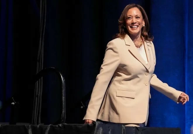 Bầu cử Mỹ 2024: Phó Tổng thống Kamala Harris 'trỗi dậy', thổi 'luồng gió mới' cho những người trẻ, ông Trump lép vế ở nhiều bang chiến địa Bầu cử Mỹ 2024: Phó Tổng thống Kamala Harris 'trỗi dậy', thổi 'luồng gió mới' cho những người trẻ, ông Trump lép vế ở nhiều bang chiến địa