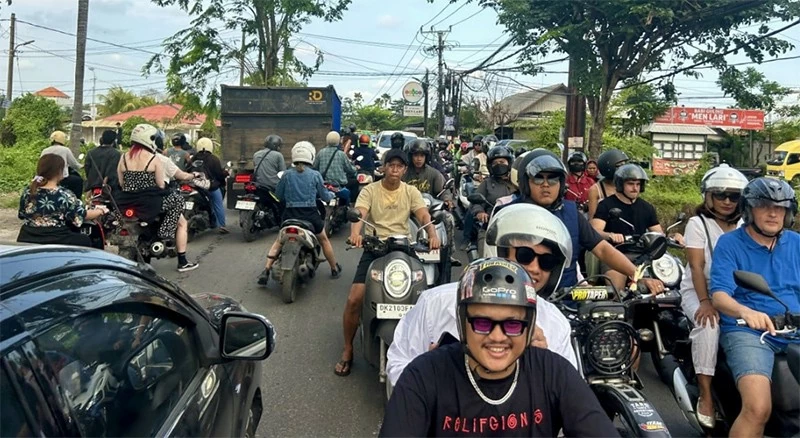Indonesia: Lý do du khách ngày càng sợ 'món' này ở Bali Indonesia: Lý do du khách ngày càng sợ 'món' này ở Bali