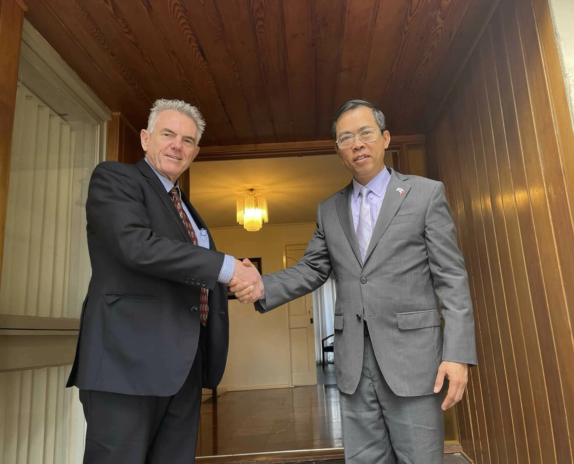 Tăng cường kết nối giữa Hội Hữu nghị Australia-Việt Nam với các hội đoàn người Việt tại Australia Tăng cường kết nối giữa Hội Hữu nghị Australia-Việt Nam với các hội đoàn người Việt tại Australia