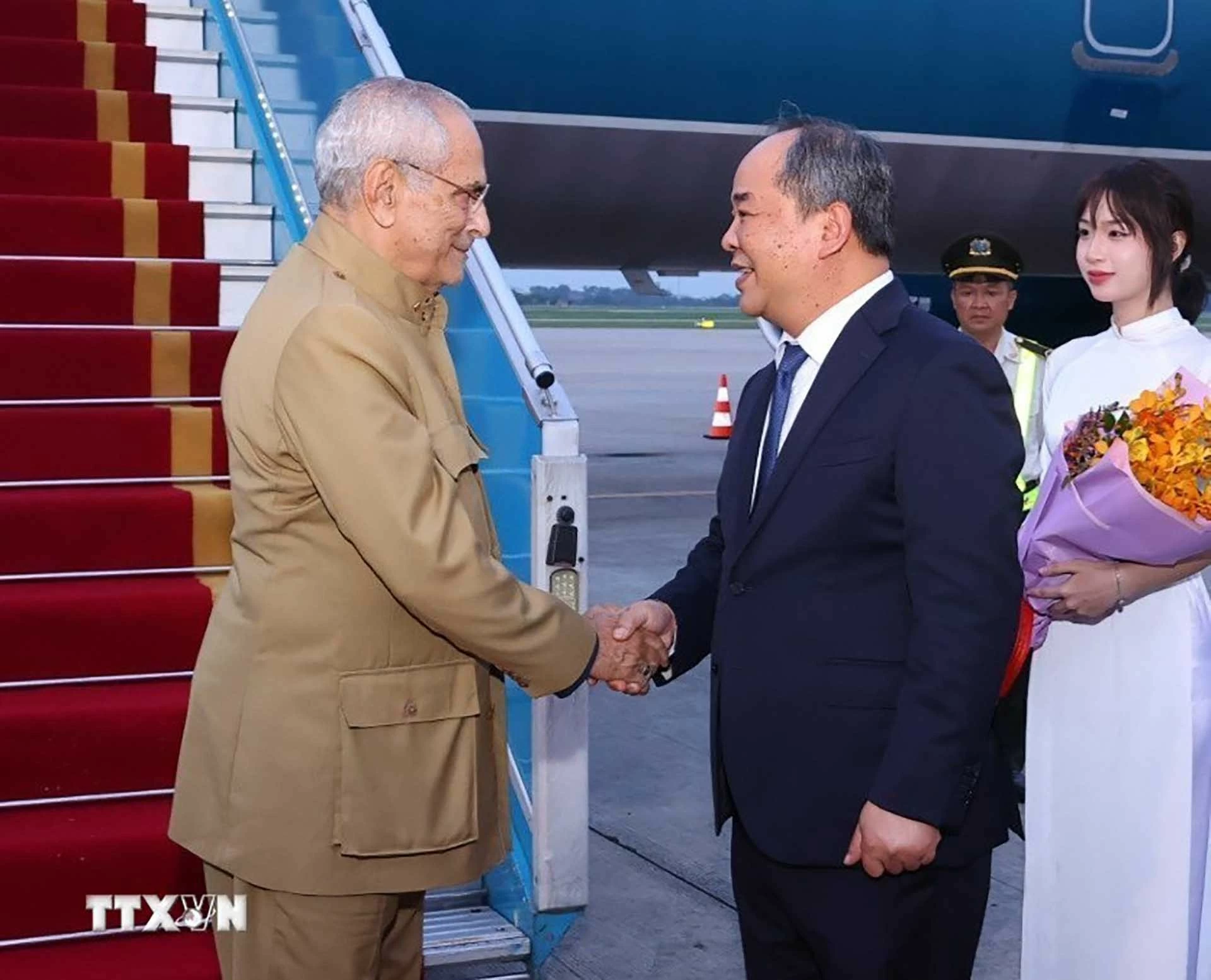 Tổng thống Timor-Leste đến Hà Nội, bắt đầu thăm cấp Nhà nước tới Việt Nam Tổng thống Timor-Leste đến Hà Nội, bắt đầu thăm cấp Nhà nước tới Việt Nam