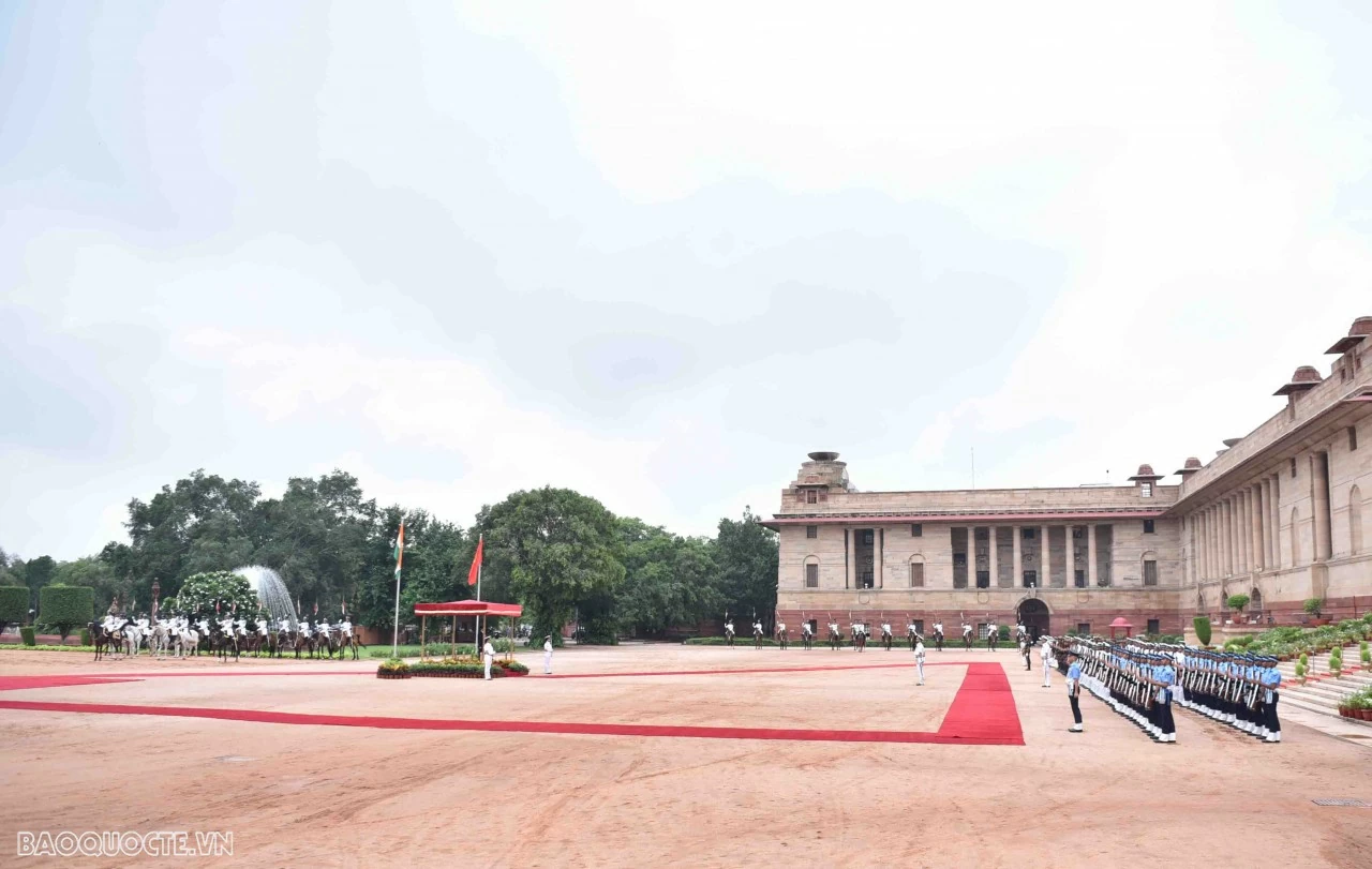 Lễ đón chính thức Thủ tướng Chính phủ Phạm Minh Chính tại Phủ Tổng thống Ấn Độ Lễ đón chính thức Thủ tướng Chính phủ Phạm Minh Chính tại Phủ Tổng thống Ấn Độ