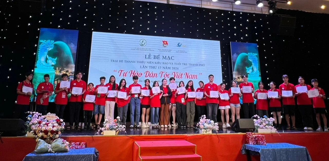 Bế mạc Trại Hè thanh thiếu niên kiều bào và tuổi trẻ TP. Hồ Chí Minh Bế mạc Trại Hè thanh thiếu niên kiều bào và tuổi trẻ TP. Hồ Chí Minh