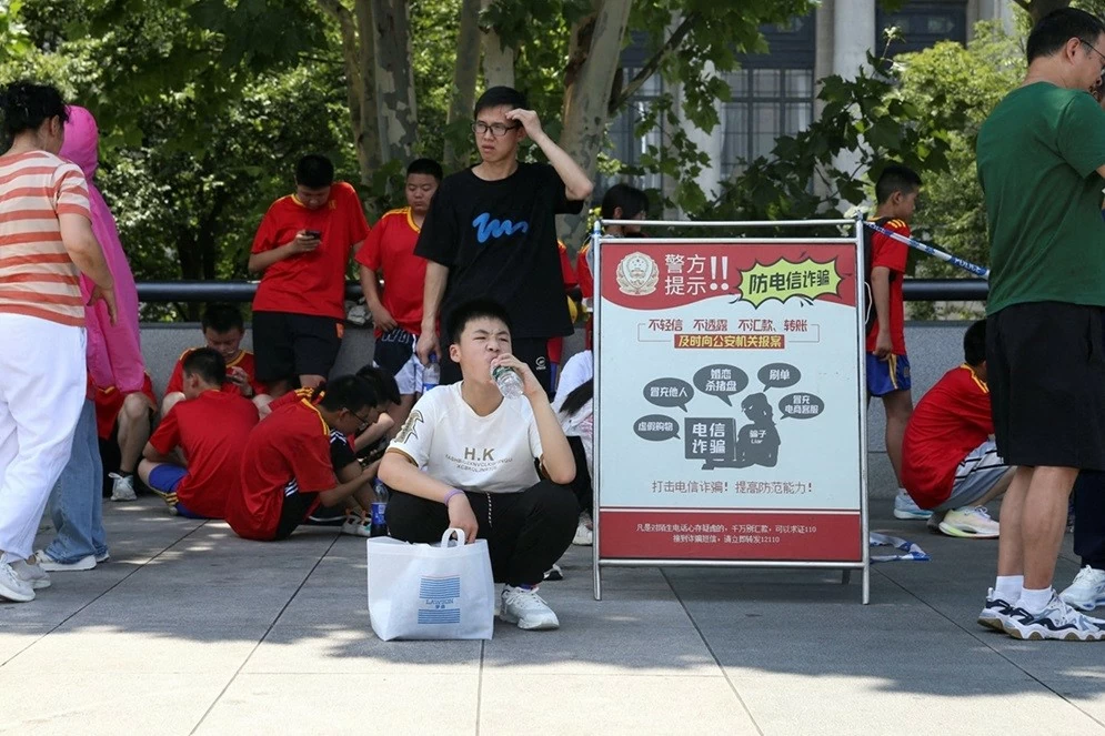 Trung Quốc trải qua tháng 7 nóng nhất lịch sử hiện đại; mưa lớn, lũ lụt nghiêm trọng Trung Quốc trải qua tháng 7 nóng nhất lịch sử hiện đại; mưa lớn, lũ lụt nghiêm trọng