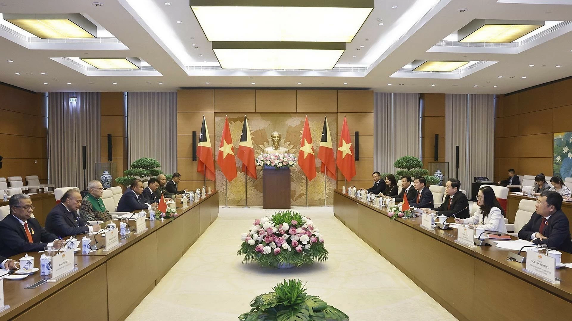 Chủ tịch Quốc hội Trần Thanh Mẫn hội kiến Tổng thống Timor-Leste Jose Ramos-Horta. (Nguồn: TTXVN) Chủ tịch Quốc hội Trần Thanh Mẫn hội kiến Tổng thống Timor-Leste Jose Ramos-Horta. (Nguồn: TTXVN)