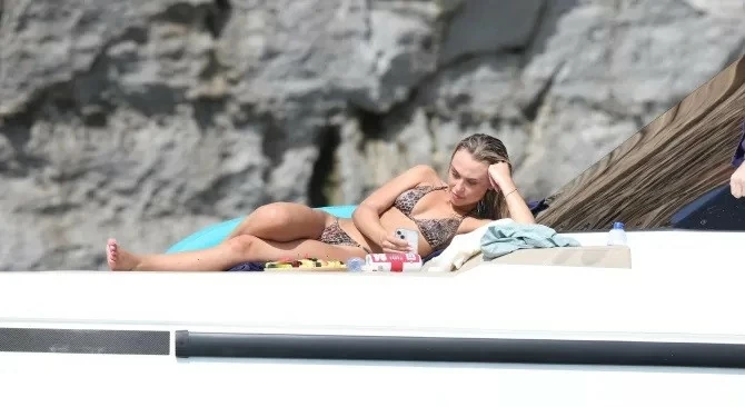 Tiền đạo Chelsea Cole Palmer nghỉ Hè bên bạn gái bí ẩn Tiền đạo Chelsea Cole Palmer nghỉ Hè bên bạn gái bí ẩn