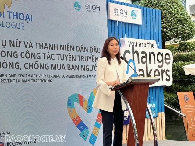 Để phụ nữ và thanh thiếu niên dẫn đầu phong trào phòng, chống mua bán người và kiến tạo thay đổi Để phụ nữ và thanh thiếu niên dẫn đầu phong trào phòng, chống mua bán người và kiến tạo thay đổi