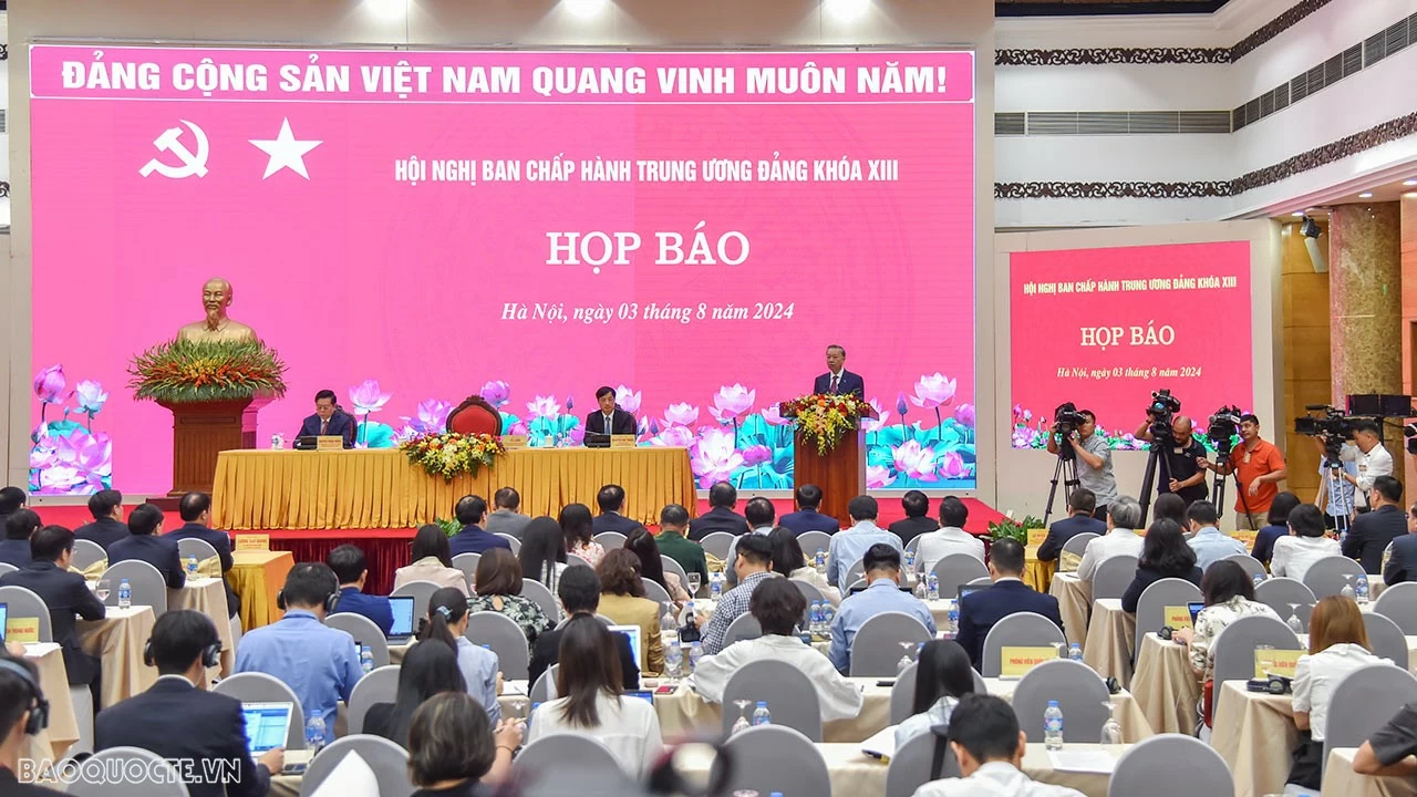 Đồng chí Tô Lâm được bầu làm Tổng Bí thư Ban Chấp hành Trung ương Đảng khóa XIII Tổng Bí thư, Chủ tịch nước Tô Lâm: Tận tâm, tận lực, tận hiến, phấn đấu hy sinh vì sự nghiệp của Đảng Cộng sản Việt Nam vinh quang