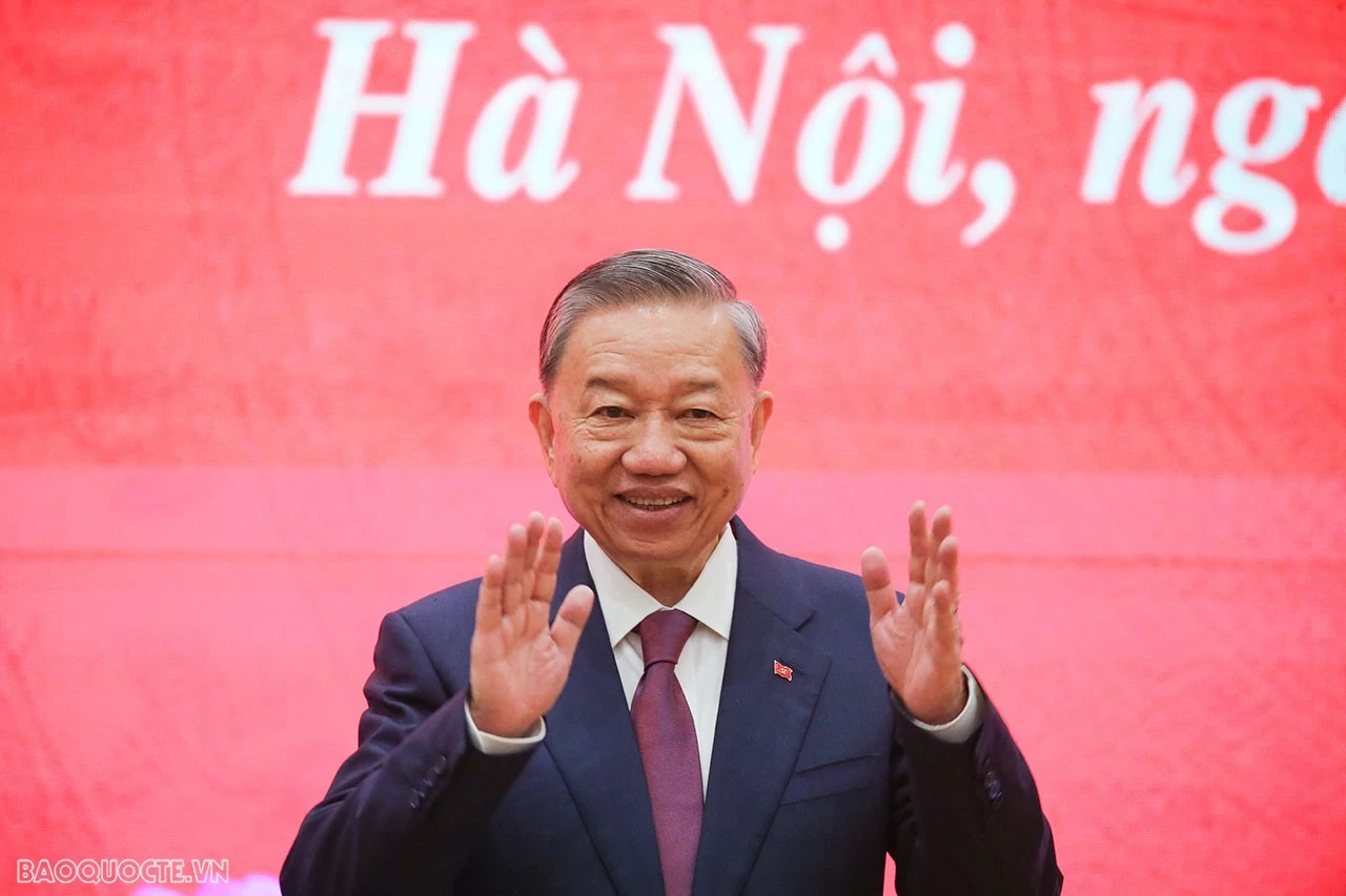 Đồng chí Tô Lâm được bầu làm Tổng Bí thư Ban Chấp hành Trung ương Đảng khóa XIII Đồng chí Tô Lâm được bầu làm Tổng Bí thư Ban Chấp hành Trung ương Đảng khóa XIII