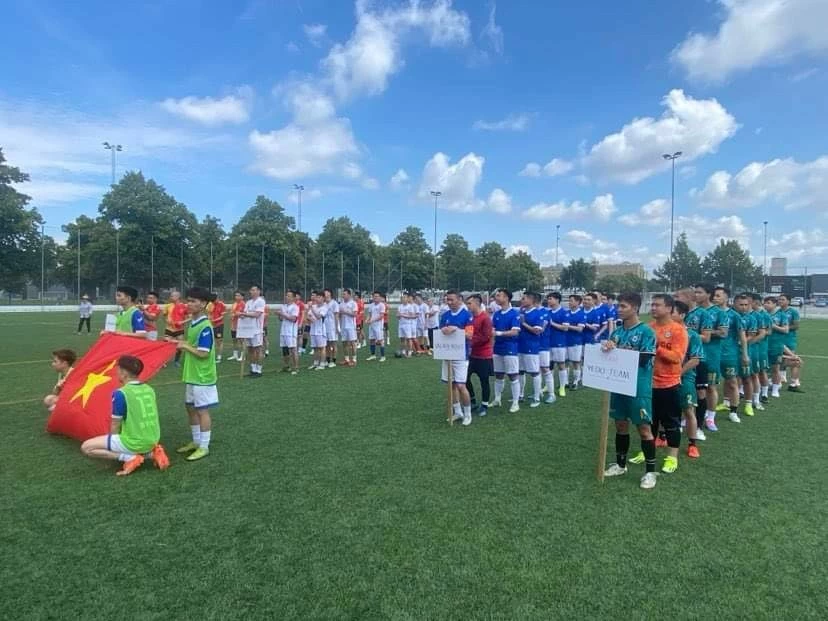 Tưng bừng giải bóng đá người Việt tại Thụy Điển năm 2024 Tưng bừng giải bóng đá người Việt tại Thụy Điển năm 2024