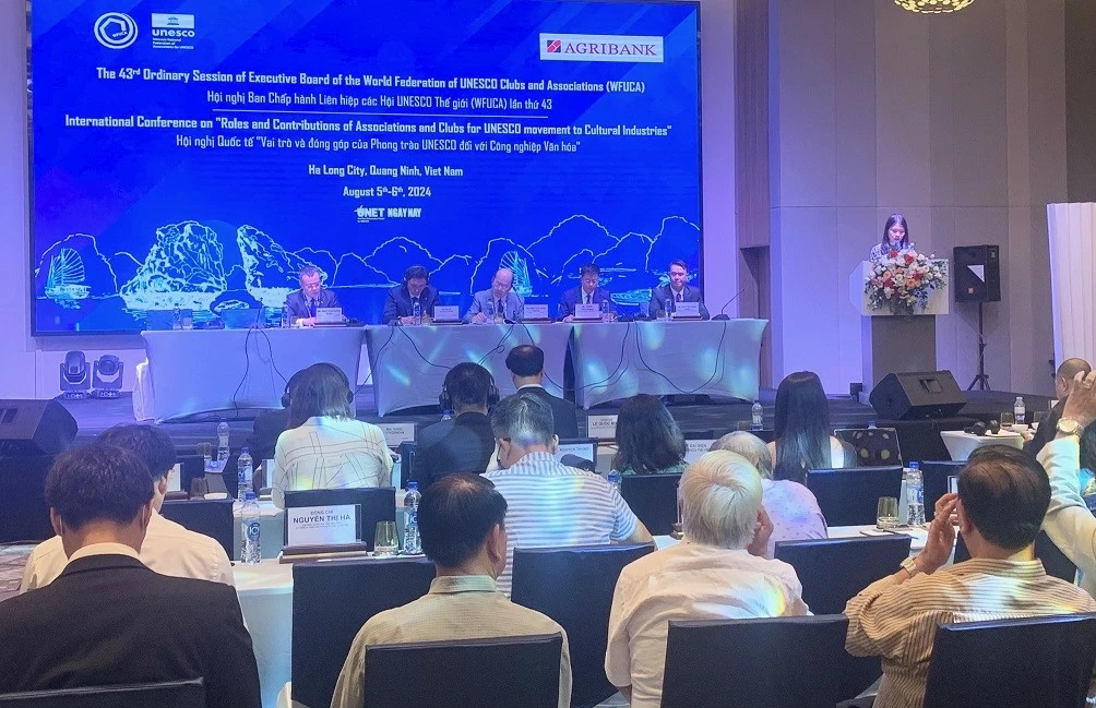 Việt Nam chung tay cùng Liên hiệp các Hội UNESCO Thế giới phát triển công nghiệp văn hoá Việt Nam chung tay cùng Liên hiệp các hội UNESCO thế giới phát triển công nghiệp văn hoá