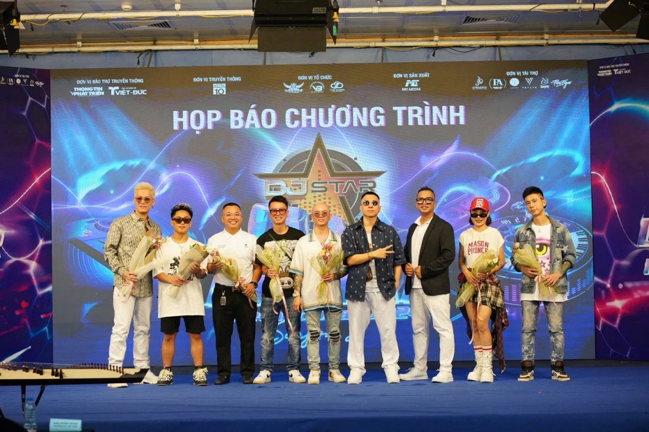 DJ Star - Gameshow truyền hình đầu tiên hấp dẫn dành cho DJ Việt DJ Star - Gameshow truyền hình đầu tiên hấp dẫn dành cho DJ Việt