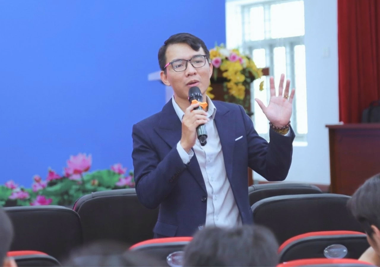 Chuyên gia Chuyên gia