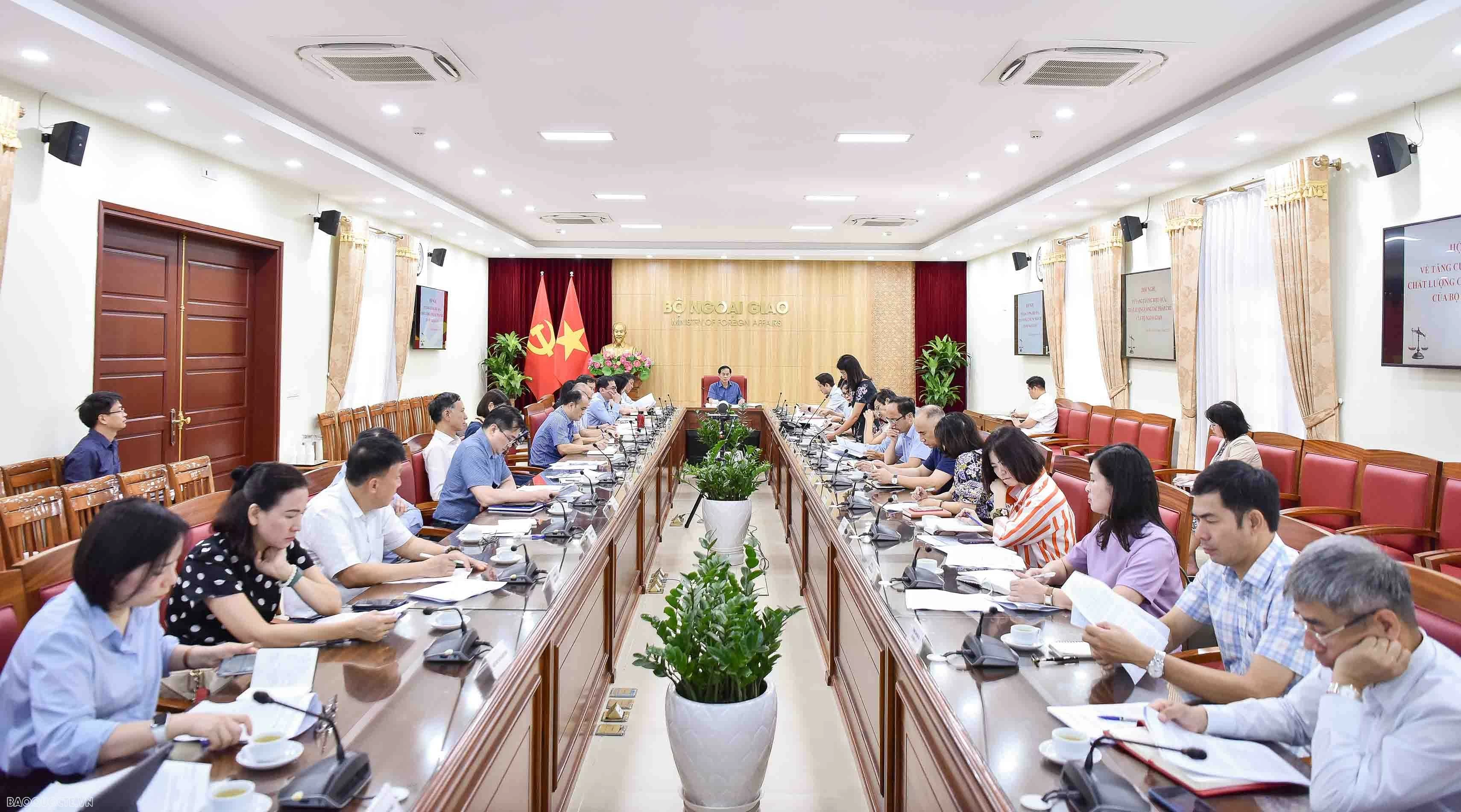 Nâng cao chất lượng, hiệu quả công tác pháp chế, xây dựng pháp luật là nhiệm vụ trọng tâm Nâng cao chất lượng, hiệu quả công tác pháp chế, xây dựng pháp luật là nhiệm vụ trọng tâm