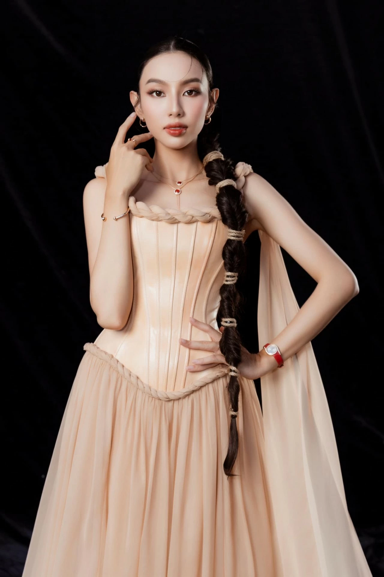 Hoa hậu Thùy Tiên Hoa hậu Thùy Tiên