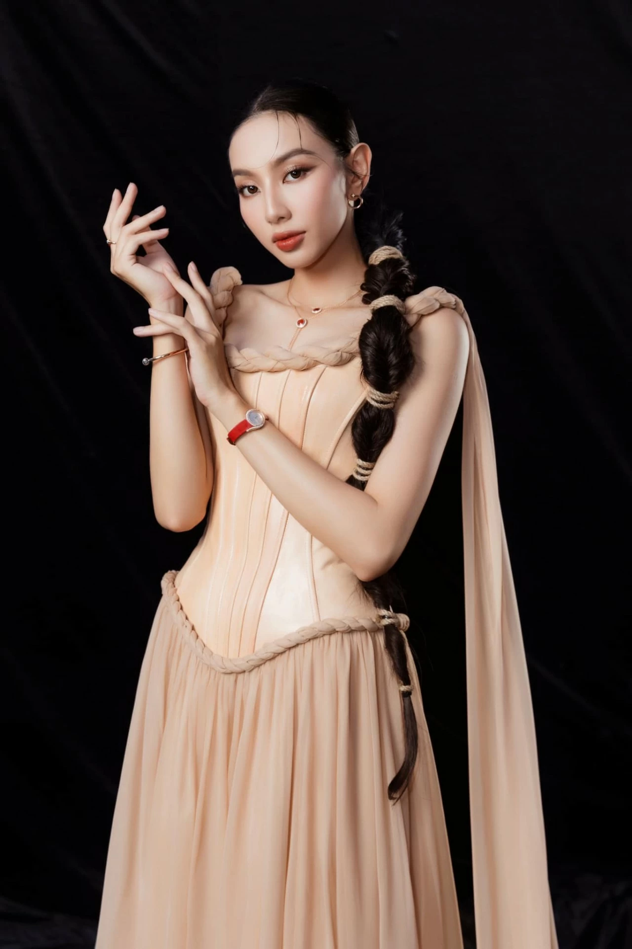 Hoa hậu Thùy Tiên Hoa hậu Thùy Tiên