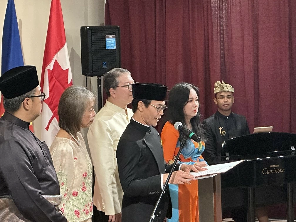 Lễ kỷ niệm 57 năm Ngày thành lập ASEAN tại Vancouver, Canada Lễ kỷ niệm 57 năm Ngày thành lập ASEAN tại Vancouver, Canada