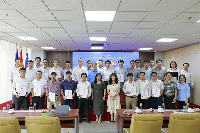 PECC2 chung tay vì một hệ thống năng lượng ASEAN kết nối và bền vững PECC2 chung tay vì một hệ thống năng lượng ASEAN kết nối và bền vững