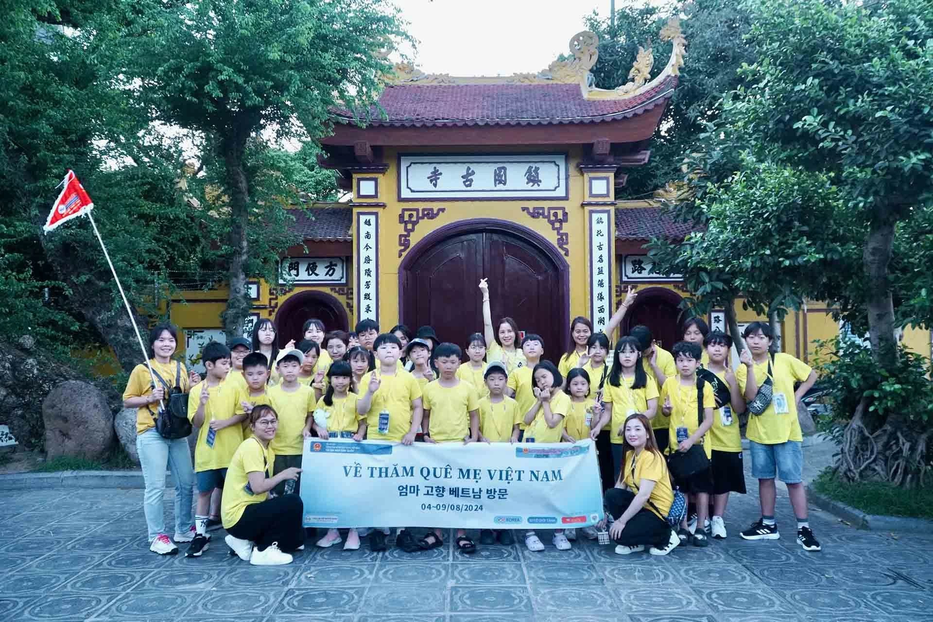 Về quê mẹ Về quê mẹ