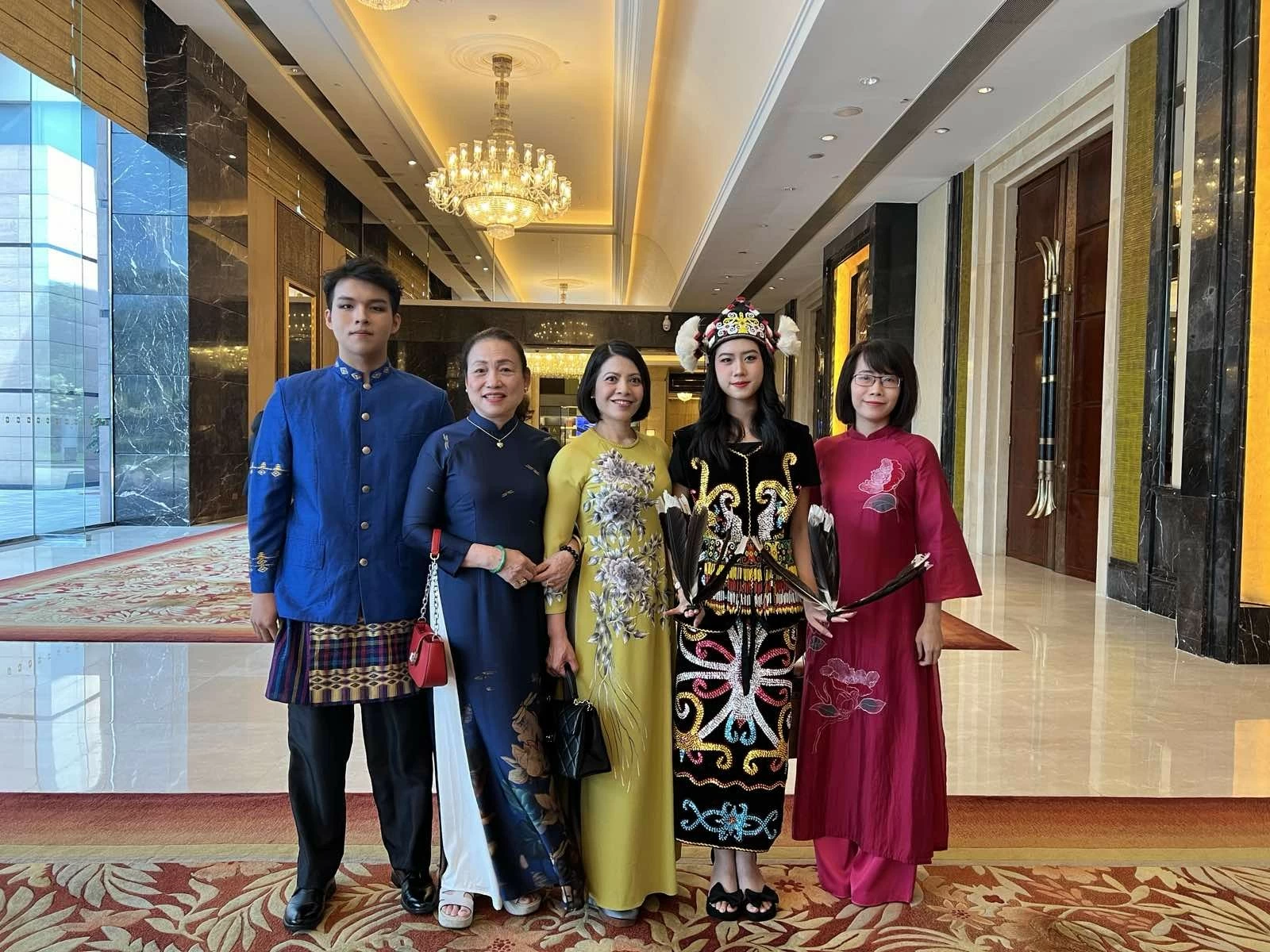 Nổi bật hình ảnh một Asean đoàn kết, tự cường và thống nhất trong đa dạng tại Quảng Châu, Trung Quốc Nổi bật hình ảnh một ASEAN đoàn kết, tự cường và thống nhất trong đa dạng tại Quảng Châu, Trung Quốc