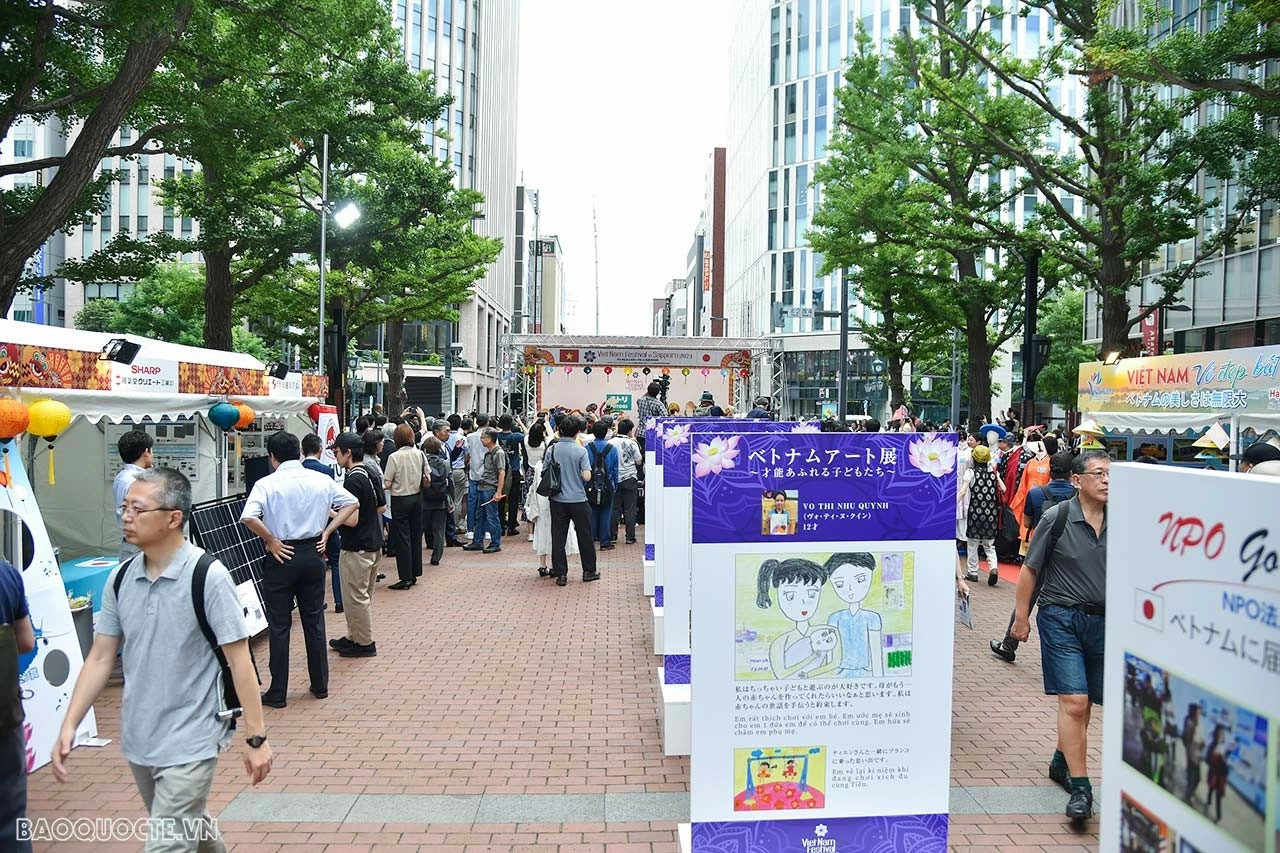 Tưng bừng khai mạc Lễ hội Việt Nam lần thứ 3 tại TP Sapporo, Hokkaido, Nhật Bản Tưng bừng khai mạc Lễ hội Việt Nam lần thứ 3 tại TP Sapporo, Hokkaido, Nhật Bản