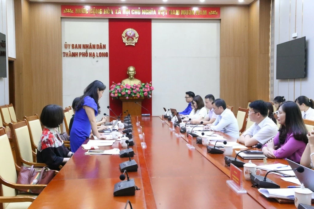 Quảng Ninh: TP. Hạ Long phấn đấu gia nhập Mạng lưới các thành phố sáng tạo của UNESCO Quảng Ninh: TP. Hạ Long phấn đấu gia nhập Mạng lưới các thành phố sáng tạo của UNESCO