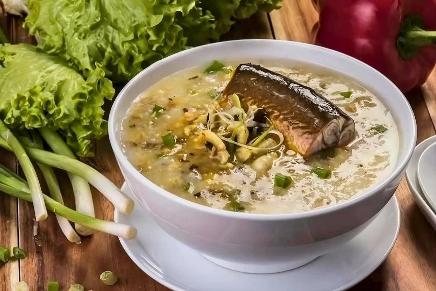 Cháo môn lươn. (Nguồn: traveloka) Cháo môn lươn. (Nguồn: traveloka)