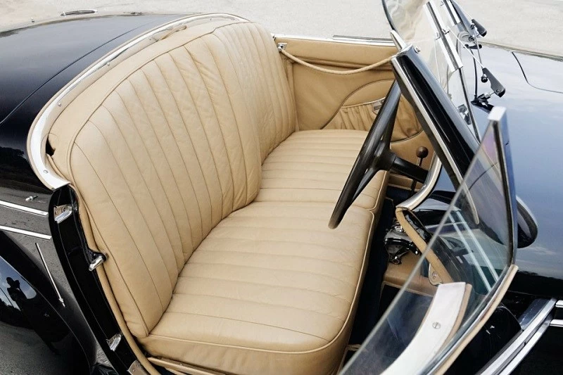 Siêu xe cổ Alfa Romeo 8C 2900B Lungo Spider được đấu giá với mức khởi điểm khoảng 500 tỷ đồng Siêu xe cổ Alfa Romeo 8C 2900B Lungo Spider được đấu giá với mức khởi điểm khoảng 500 tỷ đồng