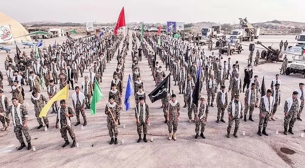 Giữa lúc Trung Đông ở thế 'ngàn cân treo sợi tóc', quân đội Iran có hành động, Israel cảnh báo về màn 'đáp trả chưa từng có' Giữa lúc Trung Đông ở thế 'ngàn cân treo sợi tóc', quân đội Iran có hành động, Israel cảnh báo về màn 'đáp trả chưa từng có'
