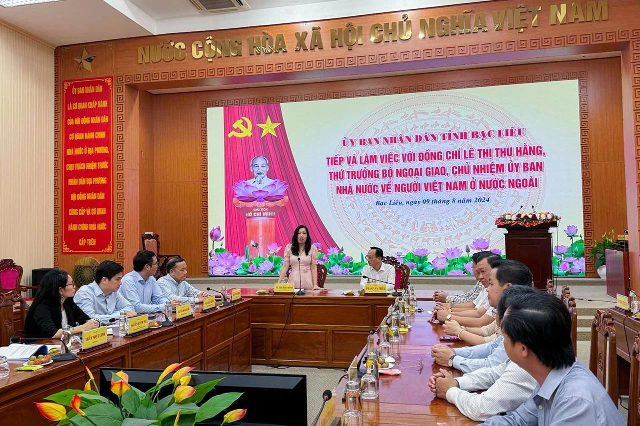 Đoàn công tác có các buổi làm việc với lãnh đạo tỉnh Bạc Liêu. Đoàn công tác có các buổi làm việc với lãnh đạo tỉnh Bạc Liêu.