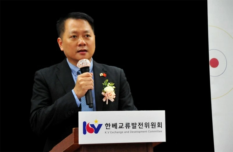 Lễ ra mắt Ủy ban Phát triển Giao lưu Hàn - Việt: ‘Cánh cửa giao lưu dân sự giữa hai nước đã được mở rộng’ Lễ ra mắt Ủy ban Phát triển Giao lưu Hàn - Việt: ‘Cánh cửa giao lưu giữa hai nước đã được mở rộng’