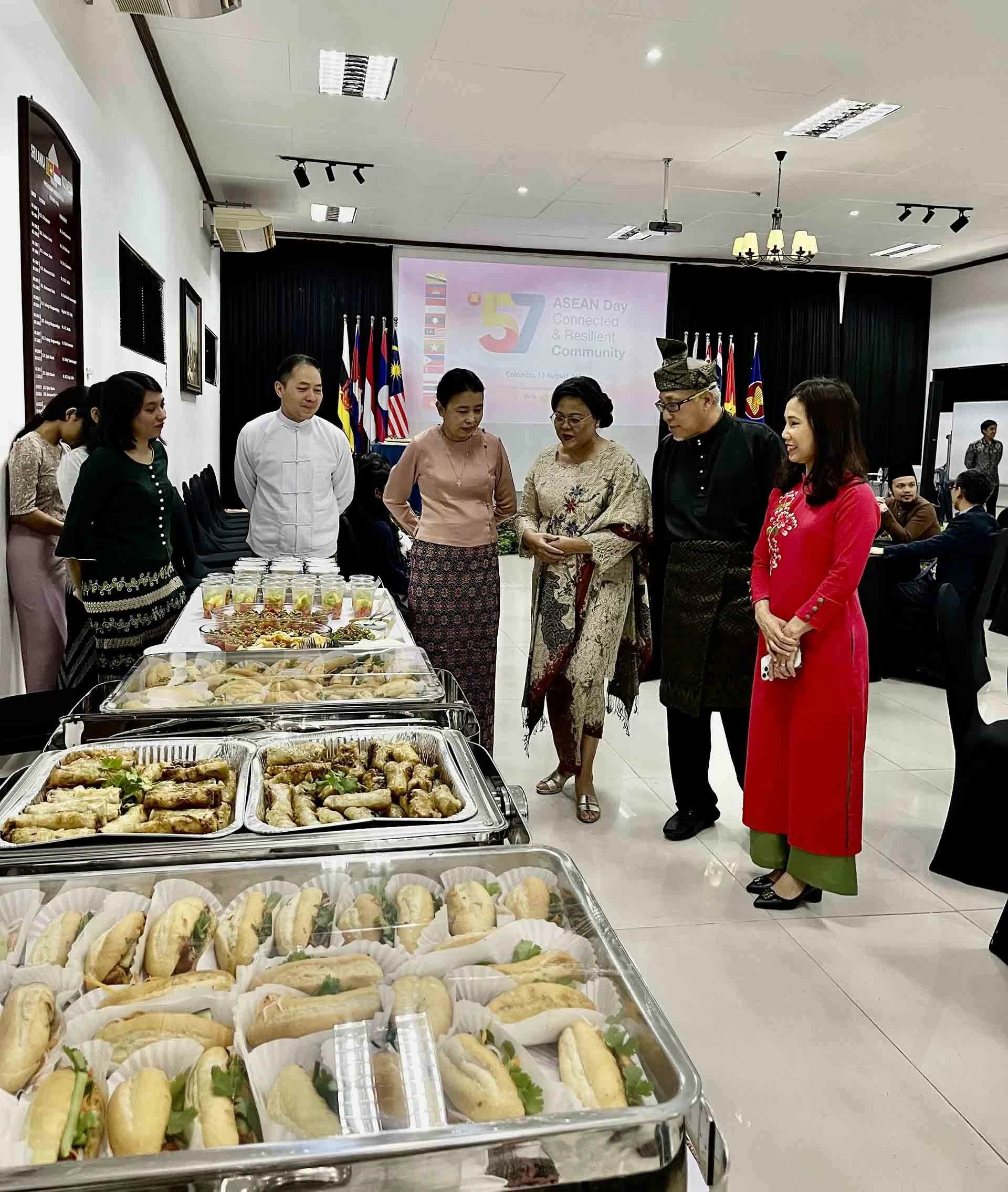 Kỷ niệm Ngày thành lập ASEAN tại Colombo, Sri Lanka Kỷ niệm Ngày thành lập ASEAN tại Colombo, Sri Lanka