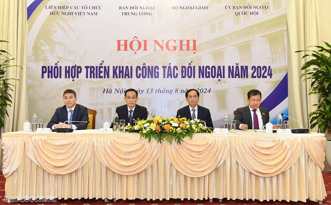 Phối hợp triển khai hiệu quả công tác giữa 4 cơ quan đối ngoại Phối hợp triển khai hiệu quả công tác giữa 4 cơ quan đối ngoại
