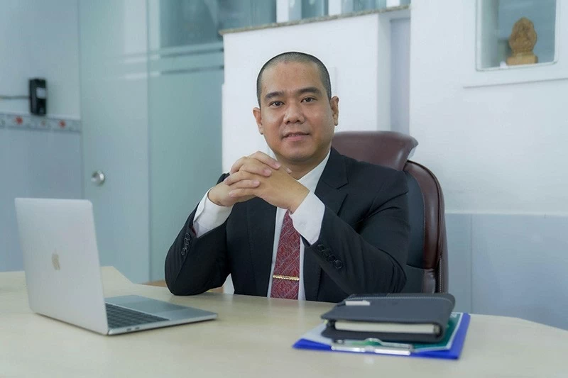 CEO Võ Tấn Phát - nhà sáng lập Jobsnew. CEO Võ Tấn Phát - nhà sáng lập Jobsnew.