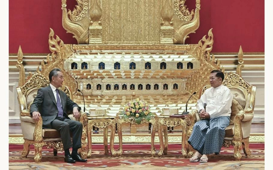Ngoại trưởng Trung Quốc thăm Myanmar: Khẳng định ủng hộ hòa bình và thống nhất, ủng hộ 'lộ trình 5 điểm' mới thúc đẩy hòa giải Ngoại trưởng Trung Quốc thăm Myanmar: Khẳng định ủng hộ hòa bình và thống nhất, ủng hộ 'lộ trình 5 điểm' mới thúc đẩy hòa giải