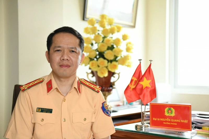 Đại tá Nguyễn Quang Nhật, Trưởng phòng Hướng dẫn, tuyên truyền, điều tra giải quyết tai nạn giao thông, Cục Cảnh sát giao thông. (Ảnh: Nguyễn Hương) Đại tá Nguyễn Quang Nhật, Trưởng phòng Hướng dẫn, tuyên truyền, điều tra giải quyết tai nạn giao thông, Cục Cảnh sát giao thông. (Ảnh: Nguyễn Hương)