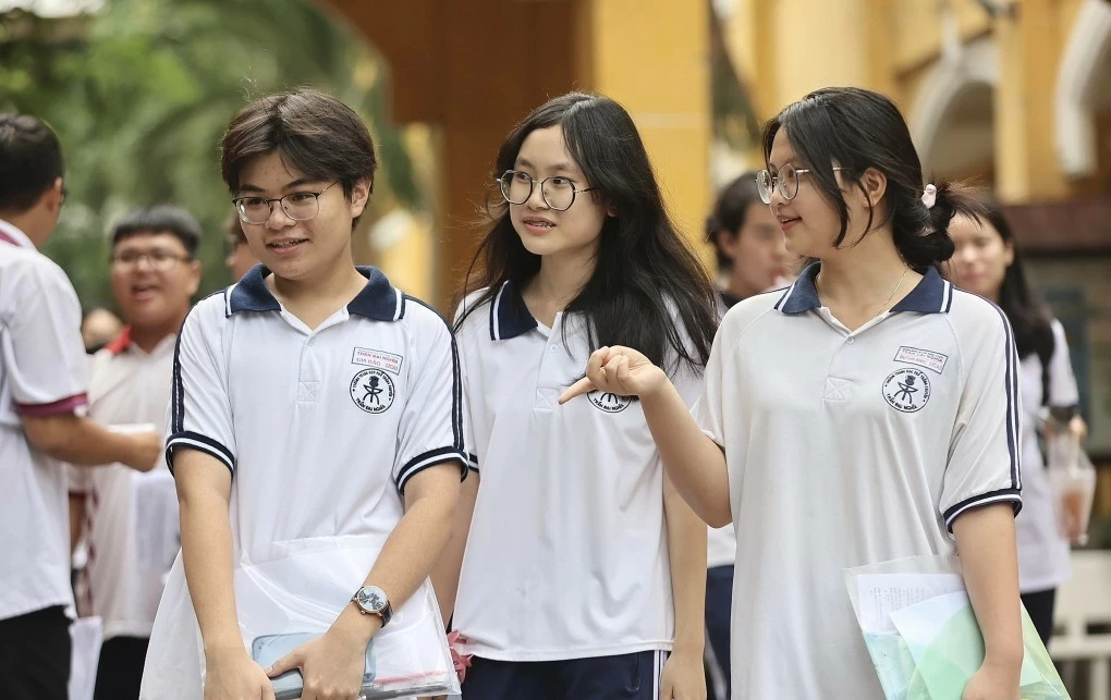 Điểm chuẩn Trường ĐH Công Thương TP. Hồ Chí Minh cao nhất khoảng 24,75 Điểm chuẩn Trường ĐH Công Thương TP. Hồ Chí Minh cao nhất khoảng 24,75