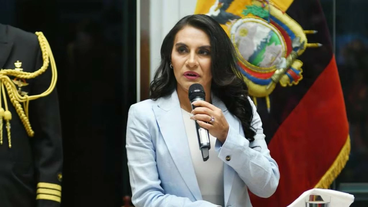 Phó Tổng thống Ecuador bị nghi ngờ thực hiện đảo chính Phó Tổng thống Ecuador bị nghi ngờ thực hiện đảo chính
