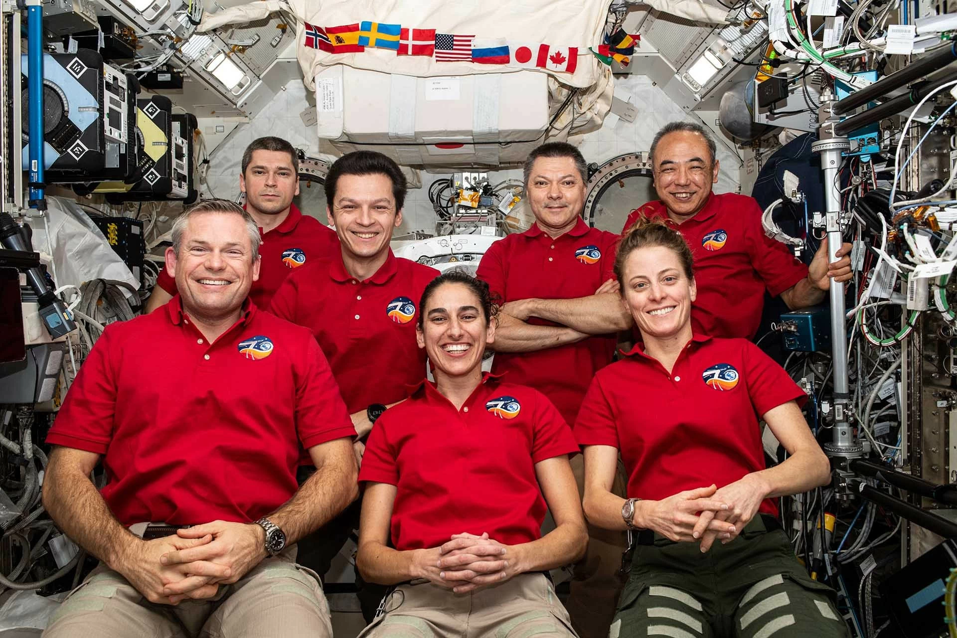 Phi hành đoàn trong chuyến nghiên cứu dài ngày đầu tiên. (Nguồn: NASA) Phi hành đoàn trong chuyến nghiên cứu dài ngày đầu tiên. (Nguồn: NASA)