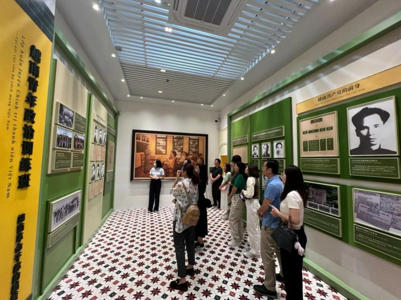 Tổng Lãnh sự Nguyễn Việt Dũng: Chuyến thăm của Tổng Bí thư, Chủ tịch nước Tô Lâm là nguồn động viên lớn lao thúc đẩy quan hệ với tỉnh Quảng Đông, Trun Tổng Lãnh sự Nguyễn Việt Dũng: Chuyến thăm của Tổng Bí thư, Chủ tịch nước Tô Lâm là nguồn động viên lớn lao thúc đẩy quan hệ với tỉnh Quảng Đông, Trun