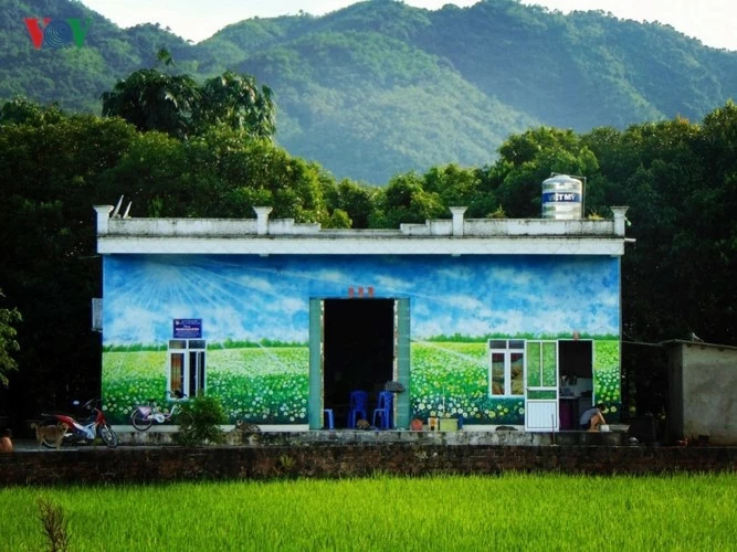Du lịch Quảng Ninh, ghé thăm làng bích họa Hải Sơn Du lịch Quảng Ninh, ghé thăm làng bích họa Hải Sơn