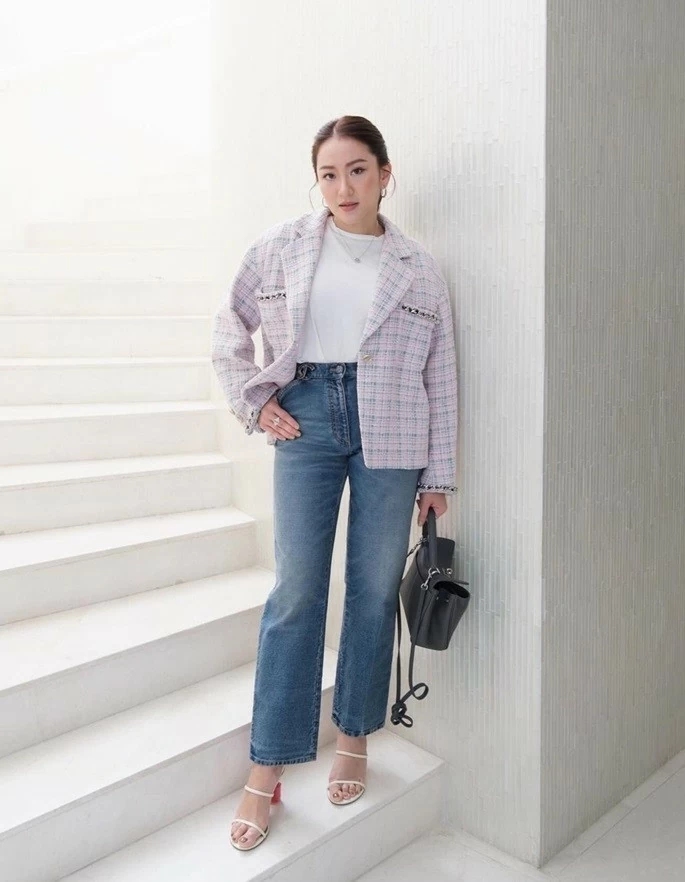 Gu thời trang của nữ thủ tướng trẻ nhất Thái Lan Gu thời trang của nữ thủ tướng trẻ nhất Thái Lan