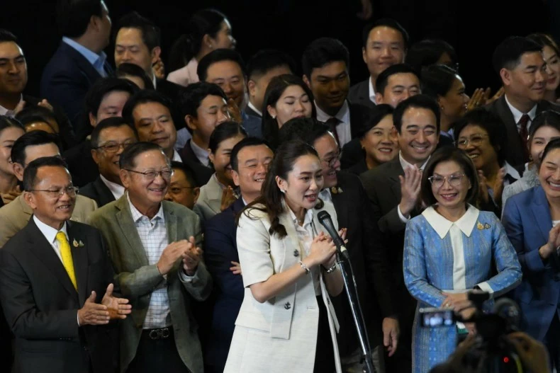 Tân Thủ tướng Thái Lan và là lãnh đạo Đảng Pheu Thai, bà Paetongtarn Shinawatra, phát biểu với báo giới hôm 16-8. Ảnh: Bangkok Post. Tân Thủ tướng Thái Lan và là lãnh đạo Đảng Pheu Thai, bà Paetongtarn Shinawatra, phát biểu với báo giới hôm 16-8. Ảnh: Bangkok Post.