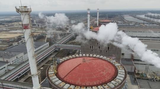 Nga cáo buộc Ukraine ném bom gần nhà máy điện hạt nhân Zaporizhzhia, dùng vũ khí phương Tây tấn công Kursk