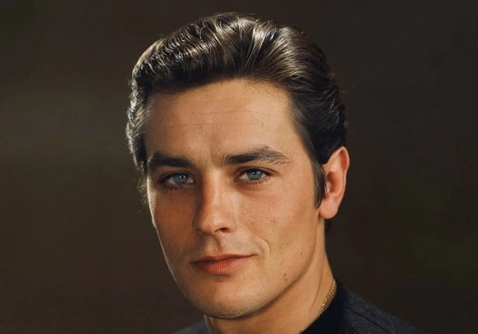 Siêu tài tử màn bạc người Pháp Alain Delon qua đời ở tuổi 88 Tổng thống Pháp khẳng định tài tử Alain Delon là tượng đài của điện ảnh nước nhà